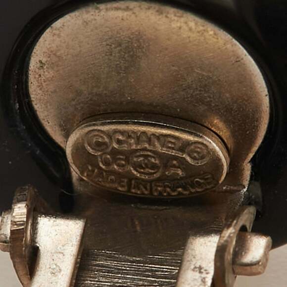 CHANEL Authentic Black Logo Earrings - Picture 3 of 3